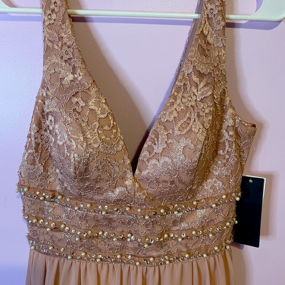 PROM DRESS - Picture 4 of 5